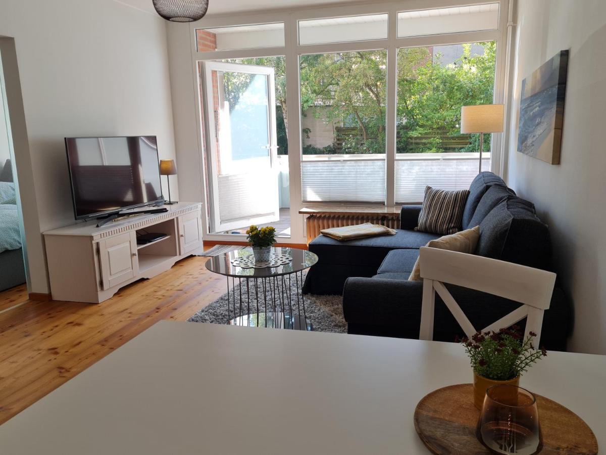 Wohnung Fleethoern - Zentral, Ruhig, Mit Parkplatz Und Balkon Kiel Exterior foto